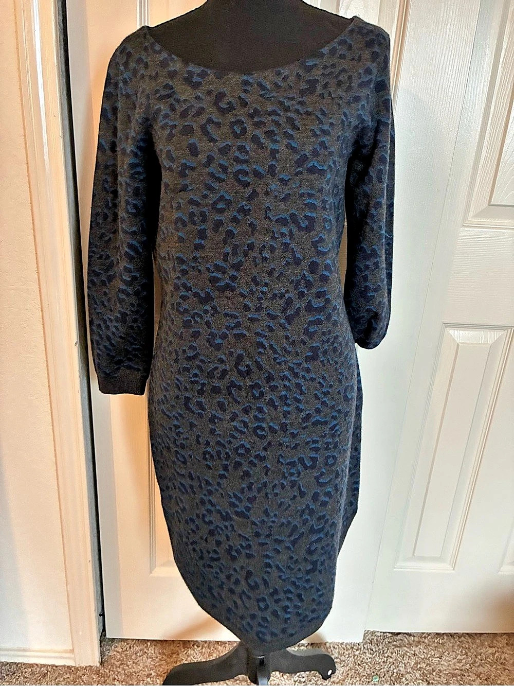 LOFT Wool Blend Gray Blue Leopard Print Sweater Dress Black & Blue Medium